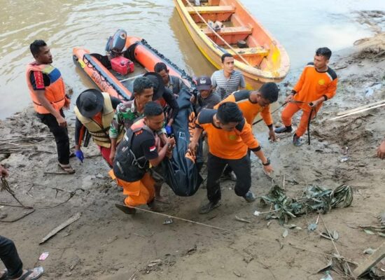 Pelajar Tenggelam di Sungai Arakundo Aceh Timur Ditemukan Meninggal Dunia