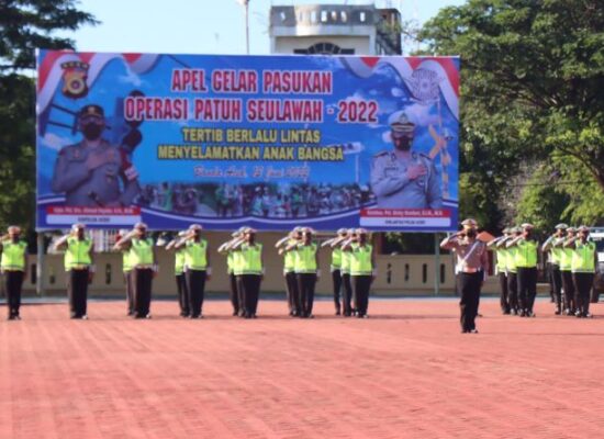Apel Operasi Patuh Seulawah di Mapolda Aceh, Senin, 13 Juni 2022.