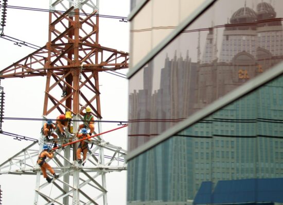 Tingkatkan TKDN di Sektor Ketenagalistrikan, PLN Gelar Locomotion 2022