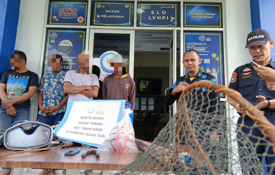 PSDKP Lampulo Tangkap Kapal Ikan Gunakan Bom di Pulo Aceh